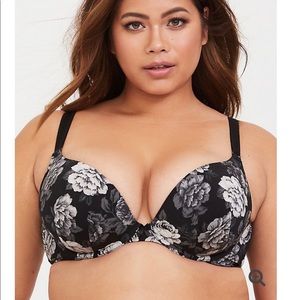 Torrid Floral Bra Size 38B